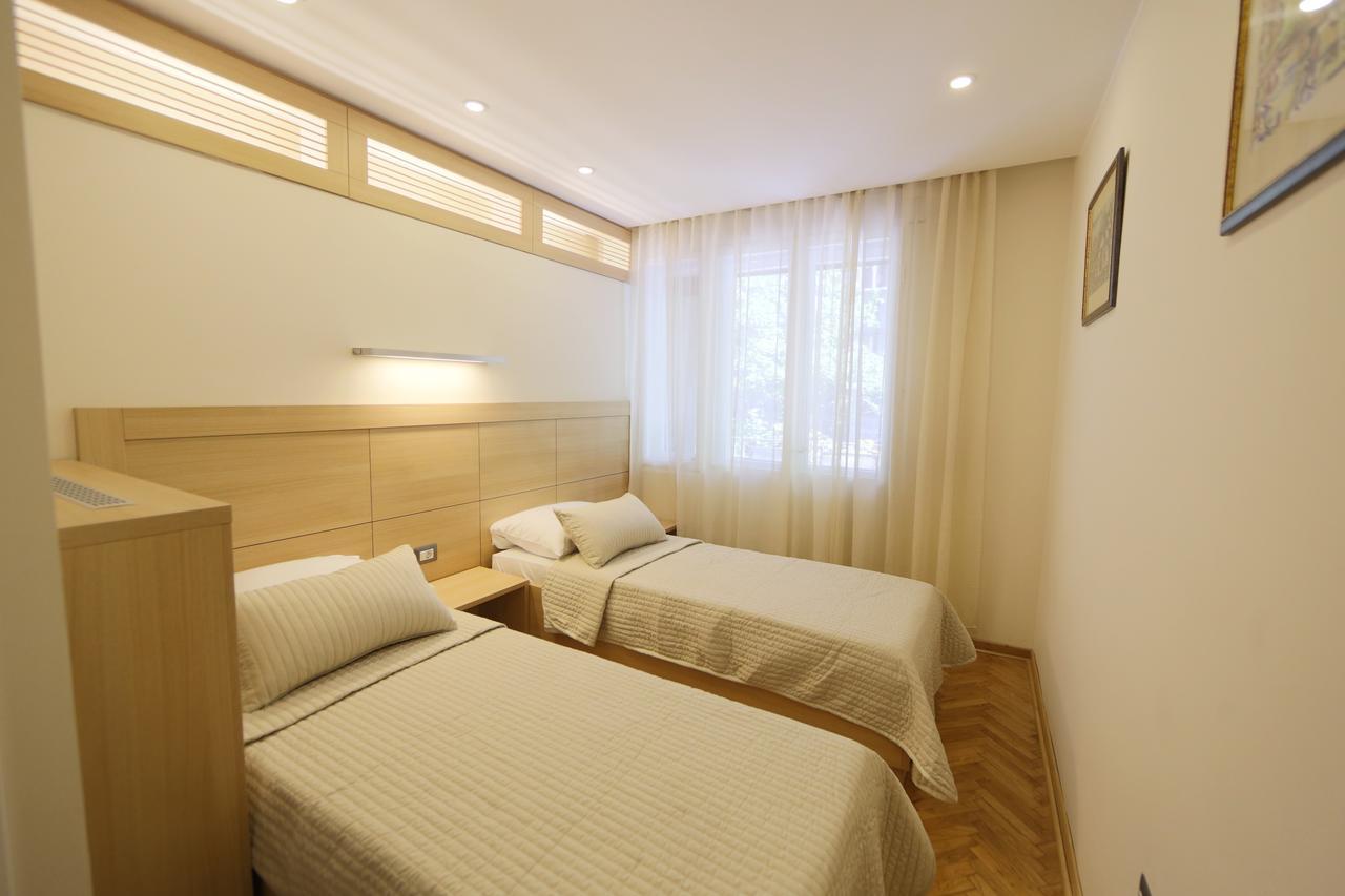 Apartment Piano เบลเกรด ภายนอก รูปภาพ